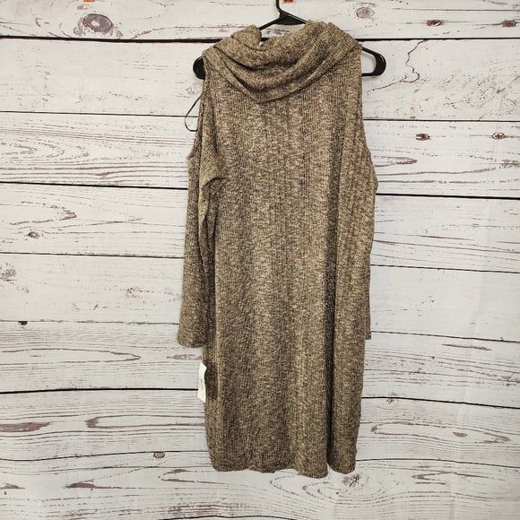 Nadia Aboulhosn x Love & Legend Long Sleeve Sweater Dress Size 1X NWT - Picture 4 of 6